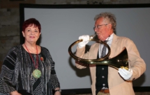 Fabienne Thibeault et Jean-Luc Robin O'Connolly au cor de chasse Fabienne Thibeault et Jean-Luc Robin O'Connolly au cor de chasse